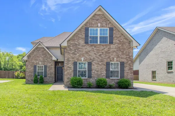2912 Butterfly Bnd, Murfreesboro, TN 37129