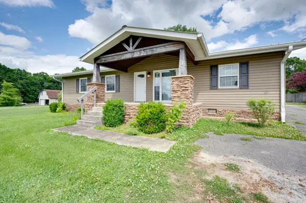 7480 Rock Creek Rd, Tullahoma, TN 37388