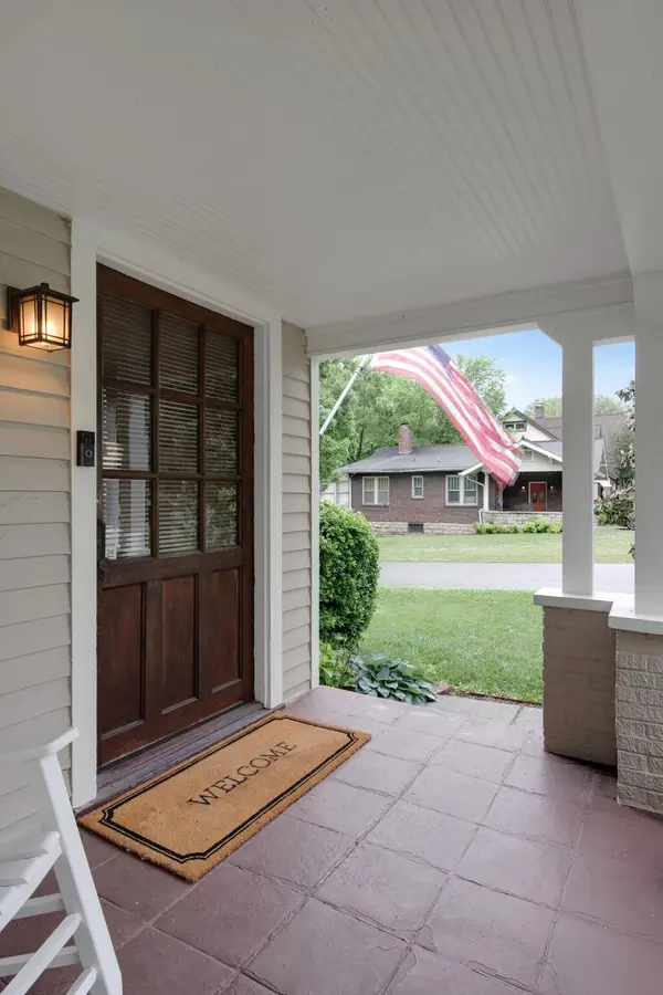 1143 Howard Ave, Nashville, TN 37216