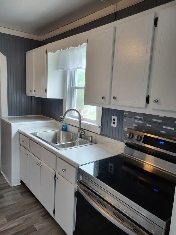 106 W Colonial St, Woodbury, TN 37190