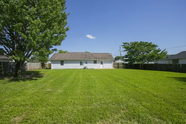 104 New Gritton Ave, Oak Grove, KY 42262