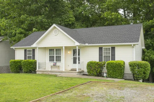 137 Brookside Pt, Springfield, TN 37172