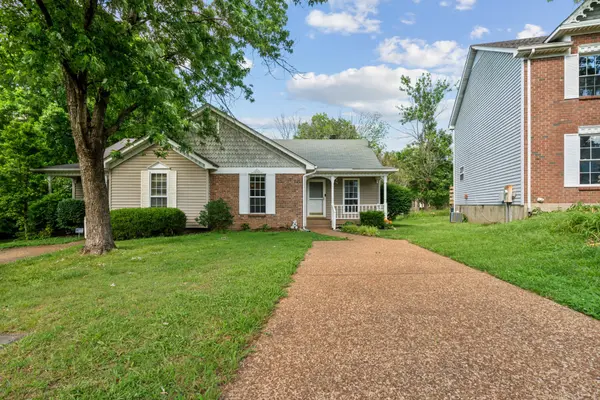 132 Champney Ct, Goodlettsville, TN 37072