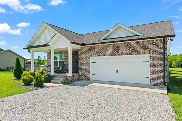 1729 Rapids Rd, Portland, TN 37148