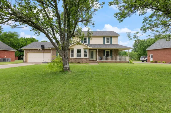 138 Lakepointe Rd, La Vergne, TN 37086