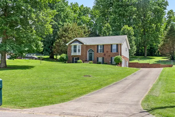 1062 Heatherwood Rd, Pleasant View, TN 37146
