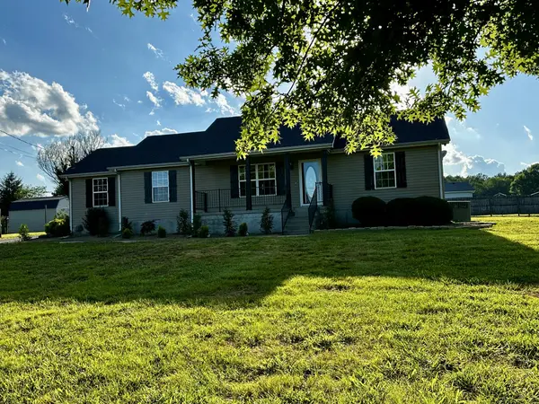 419 Davis Ln, Bell Buckle, TN 37020