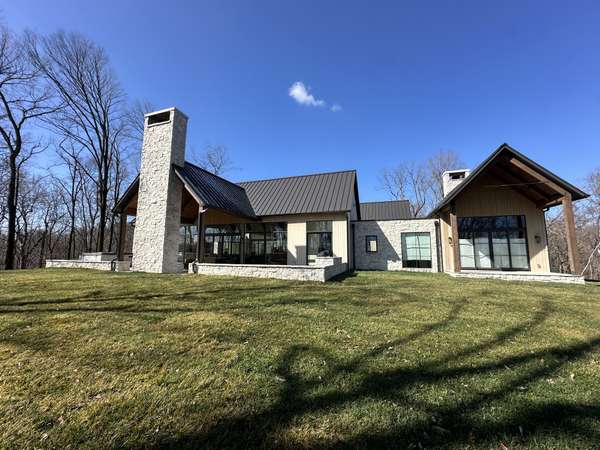 3730 Bear Creek Rd, Thompsons Station, TN 37179