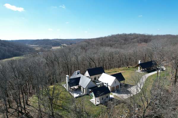 3730 Bear Creek Rd, Thompsons Station, TN 37179