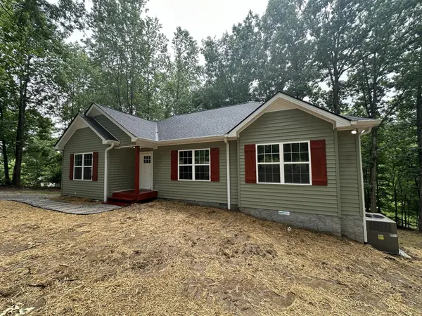 1244 Bryant Perry Rd, Bethpage, TN 37022