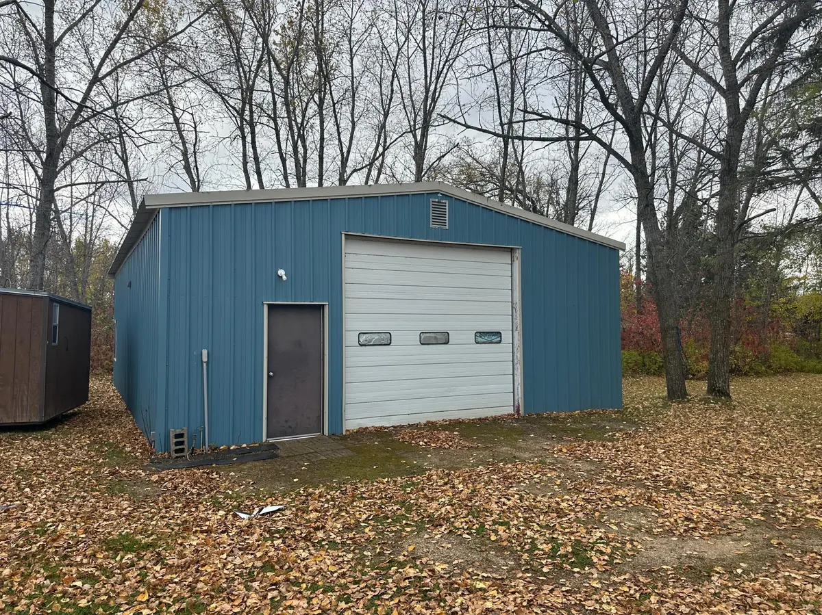2736 Oak LOOP NW, Wabanica Twp, MN 56623