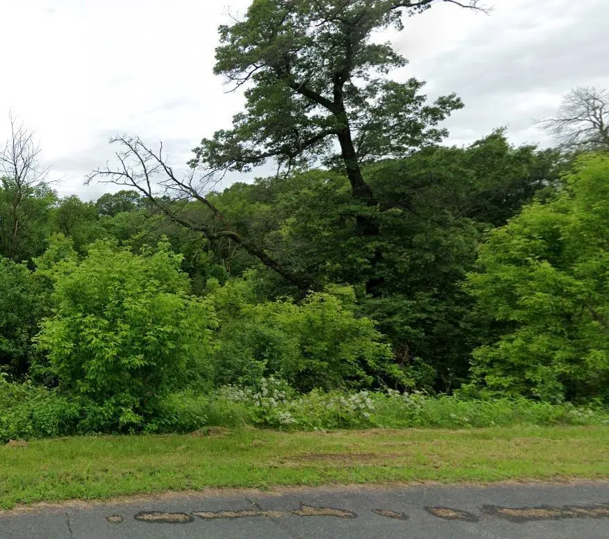455 147th AVE, Saint Joseph Twp, WI 54082