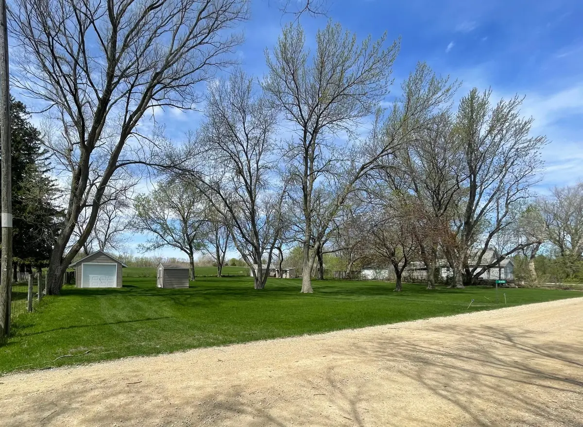 2458 Main ST S, Austin Twp, MN 55912