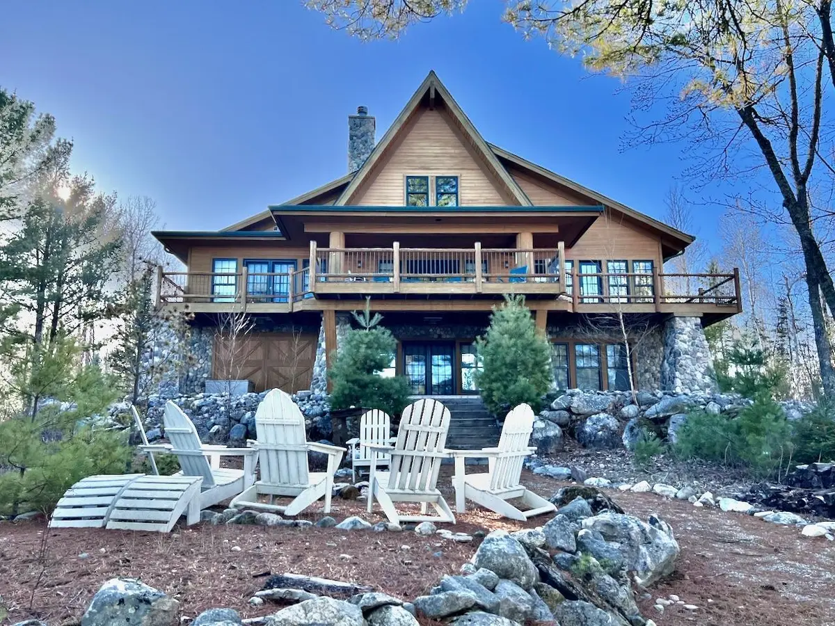 7554 Johns Trail, Buyck, MN 55771