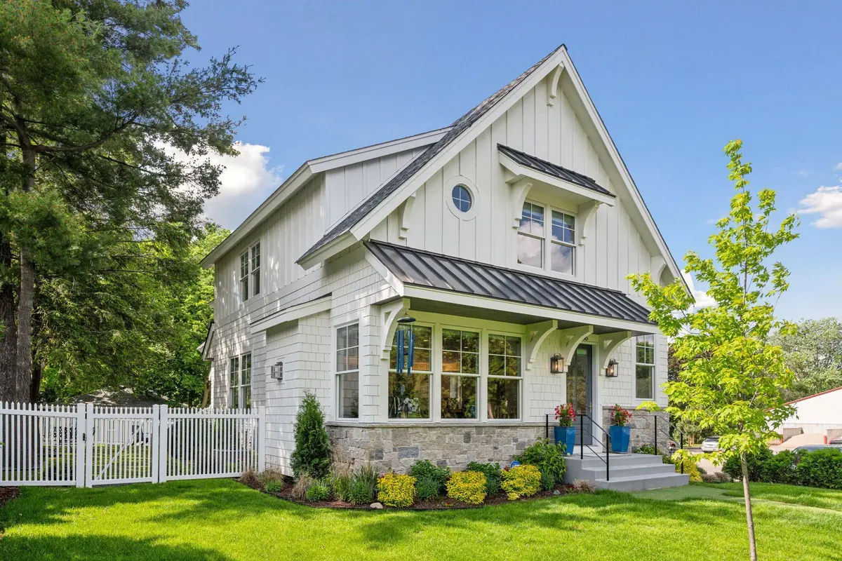2856 Northview RD, Minnetonka Beach, MN 55391