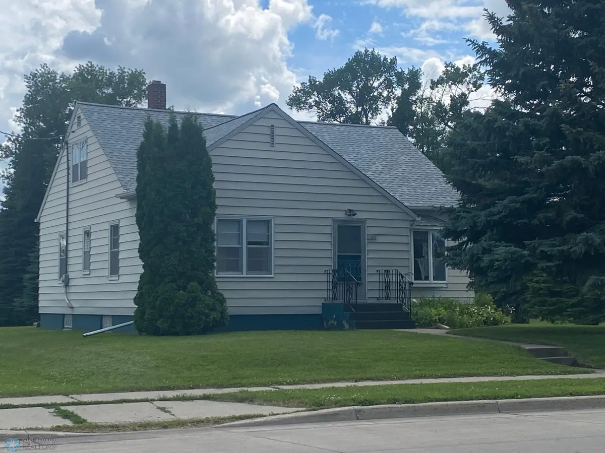 108 E Thorpe AVE, Ada, MN 56510