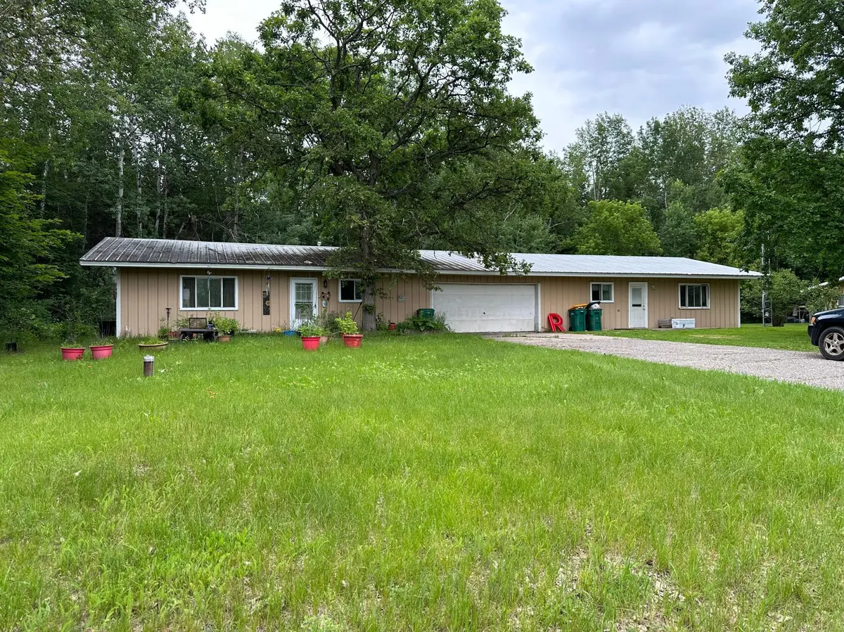 602 unit 1&2 Trout Lake RD, Coleraine, MN 55744