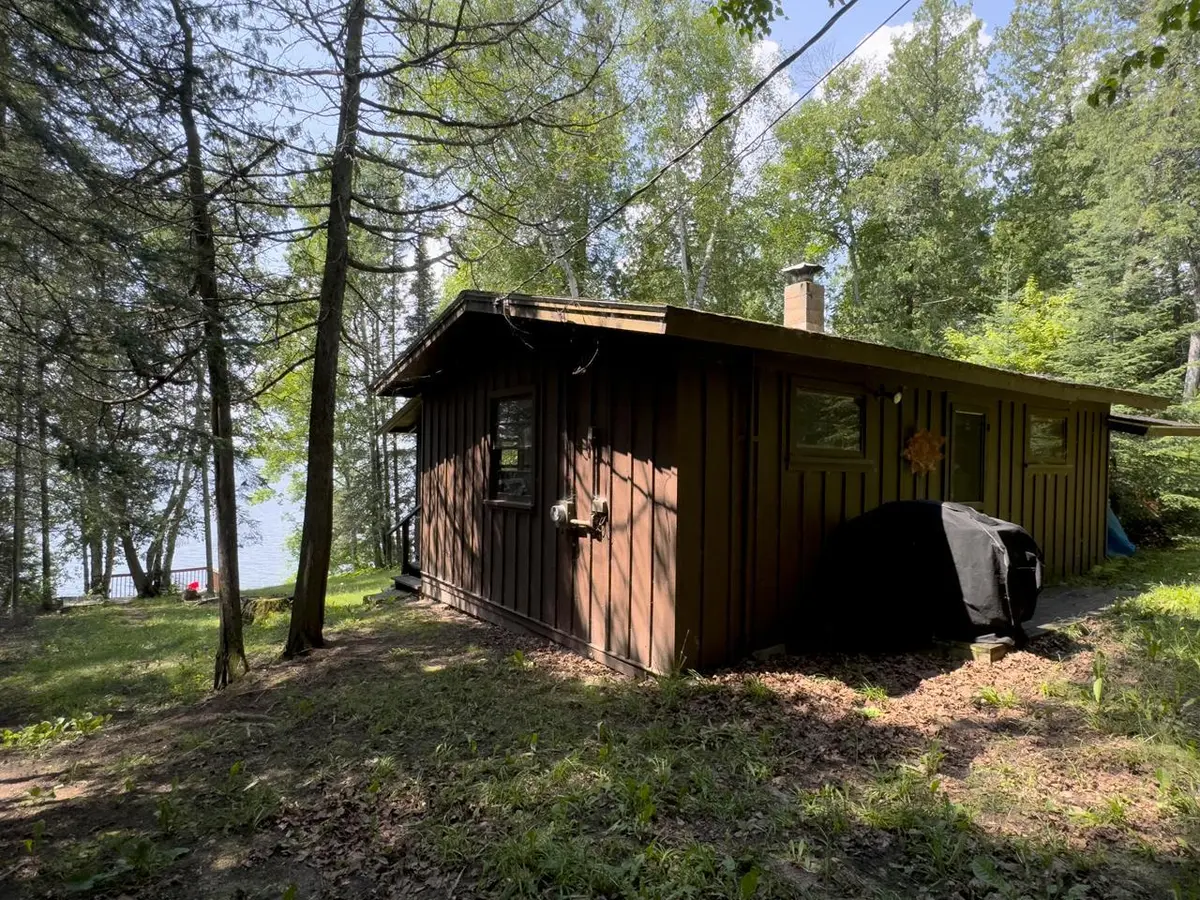 2455 Norway RD, Greenwood Twp, MN 55790