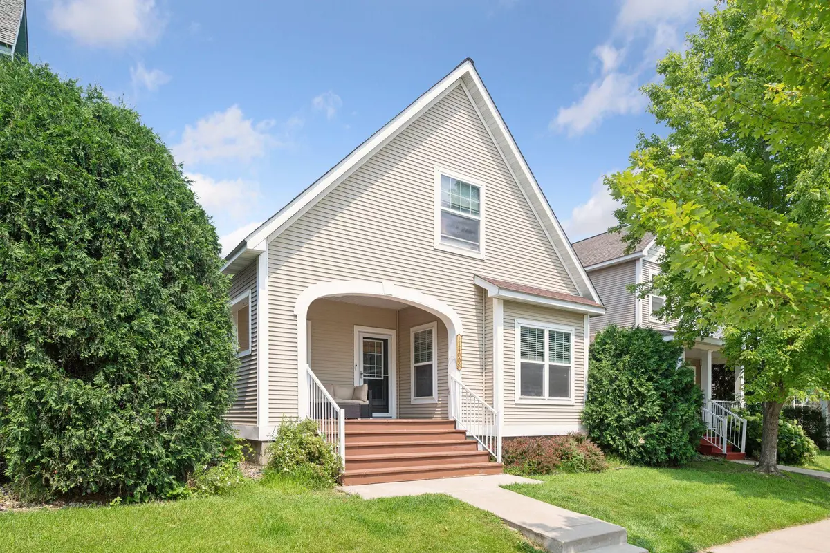 114008 Hundertmark RD, Chaska, MN 55318