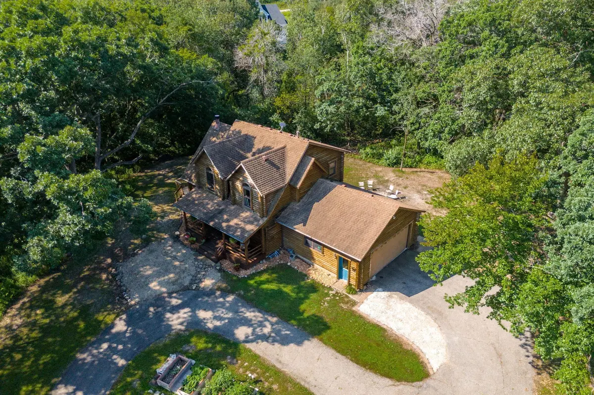 9790 Frontier LN, Lakeville, MN 55044