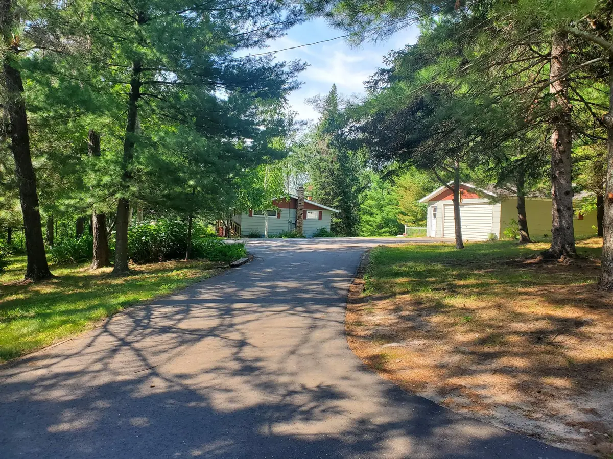 27684 W Twin Lake DR, Pequot Lakes, MN 56472