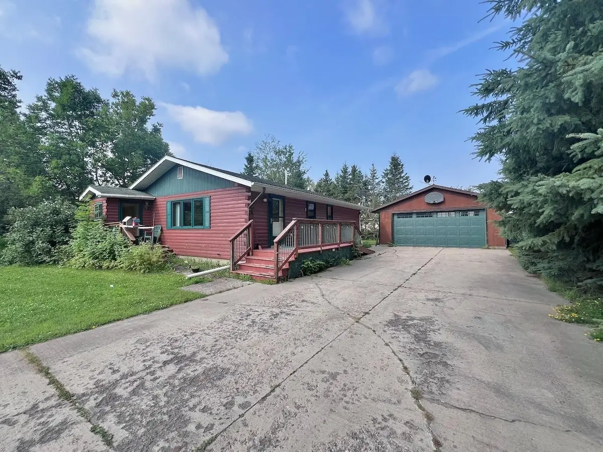 230 3rd Street NW, Cook, MN 55723