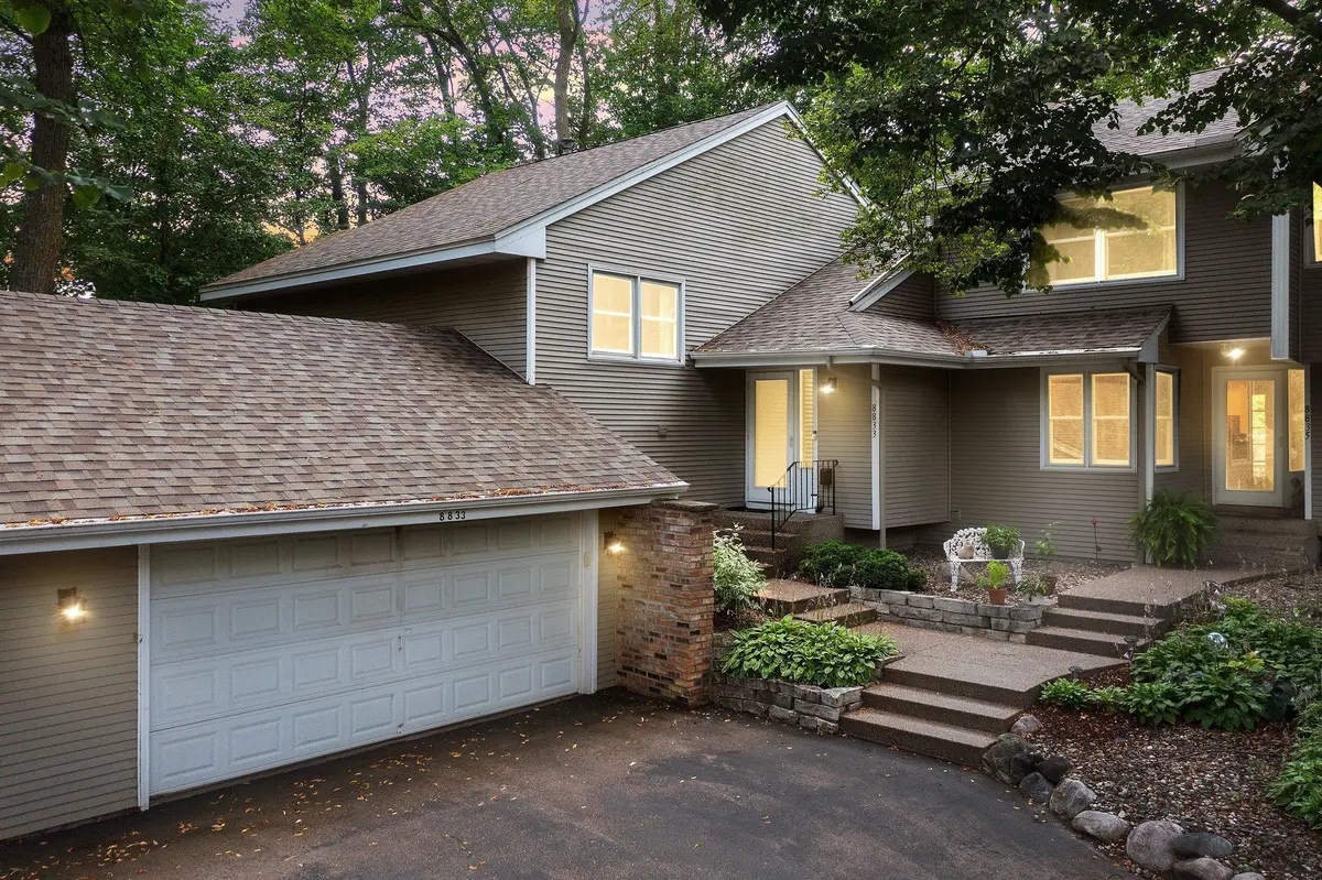 8833 Basswood RD, Eden Prairie, MN 55344