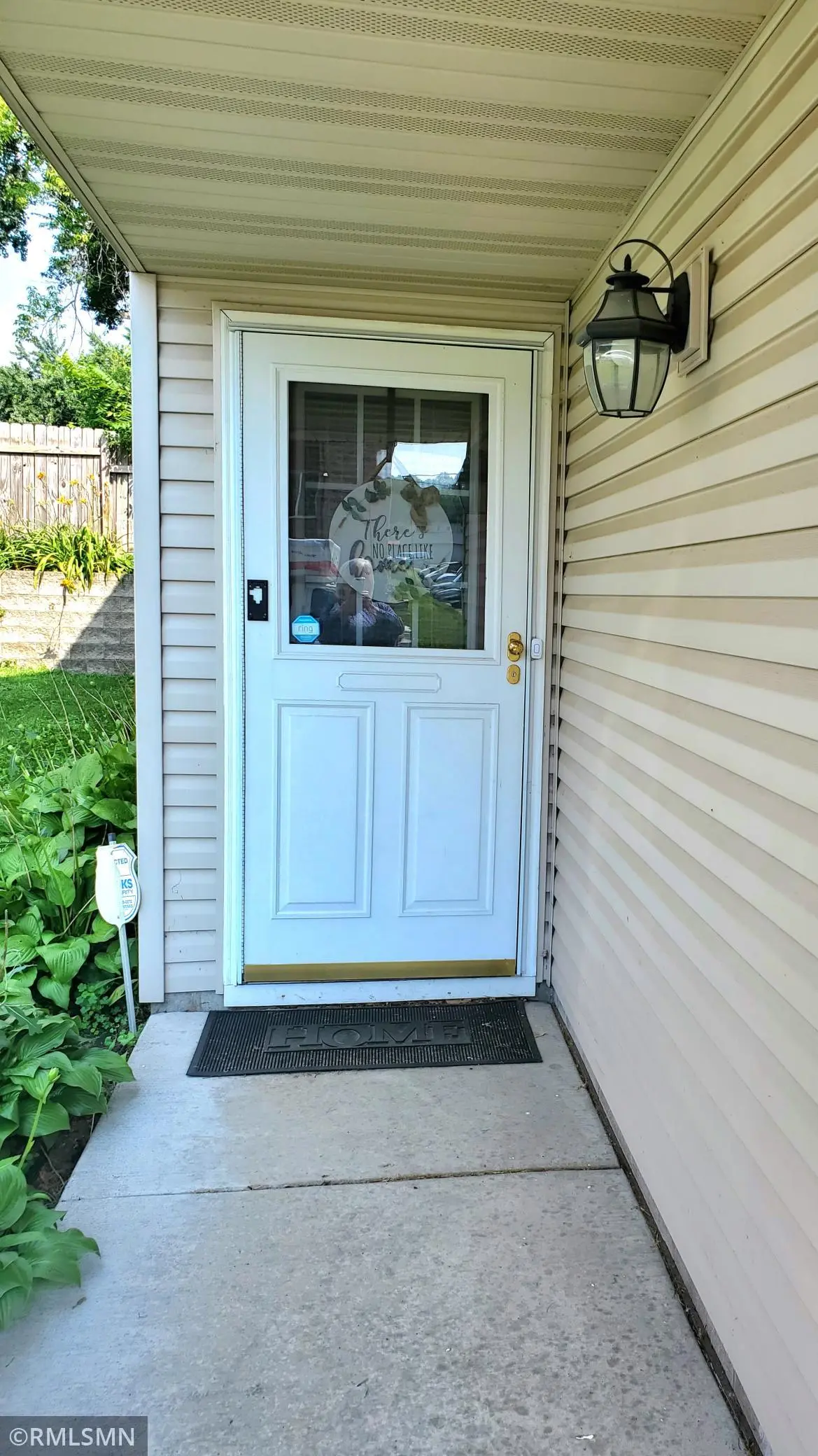 1364 Farrington ST, Saint Paul, MN 55117