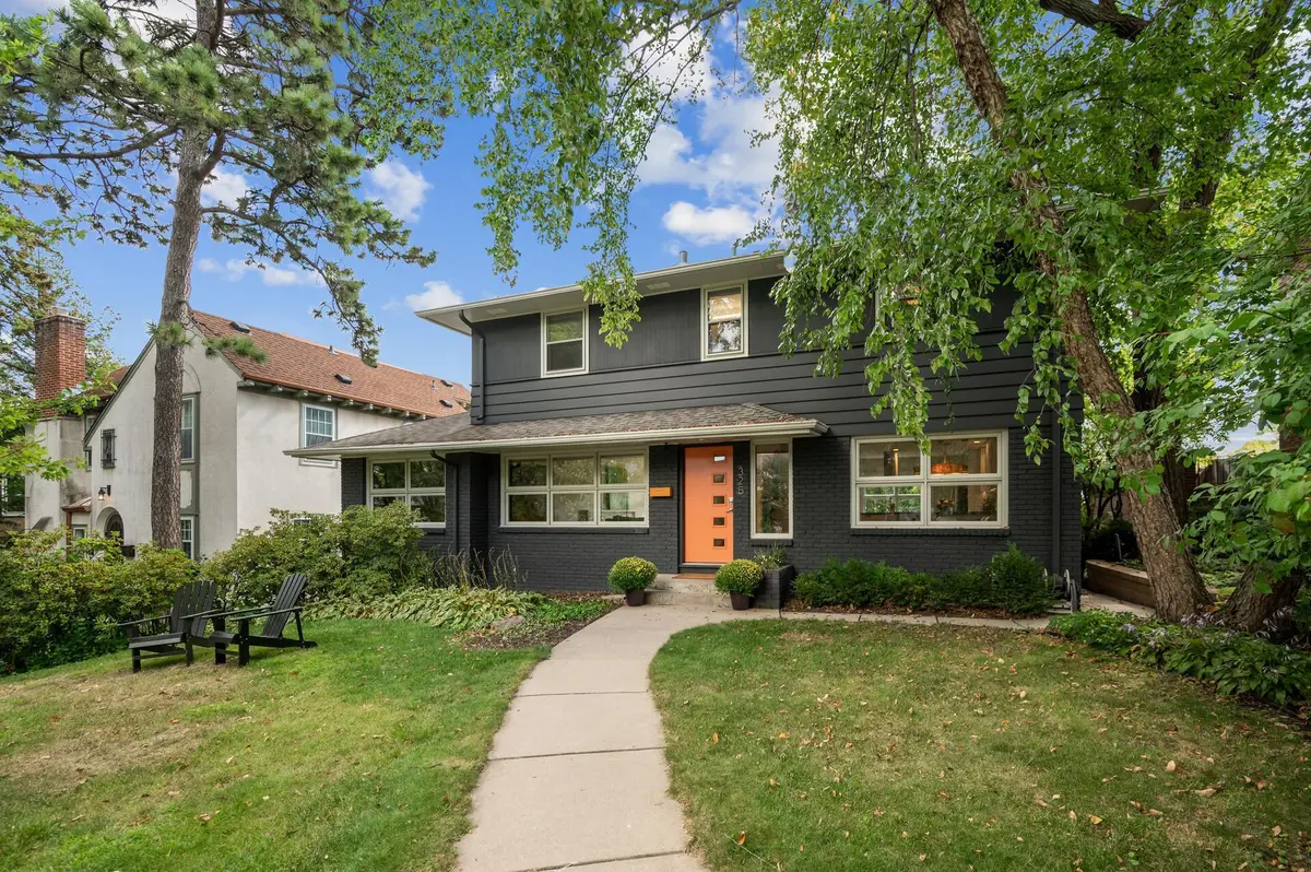 325 Longview TER, Minneapolis, MN 55419