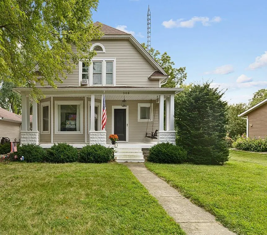 308 1st ST NW, New Richland, MN 56072