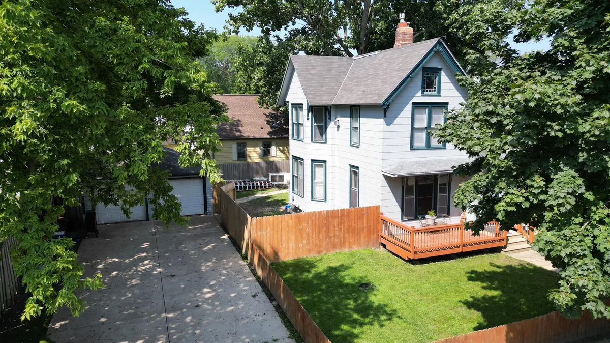 611 6th ST NW, Austin, MN 55912