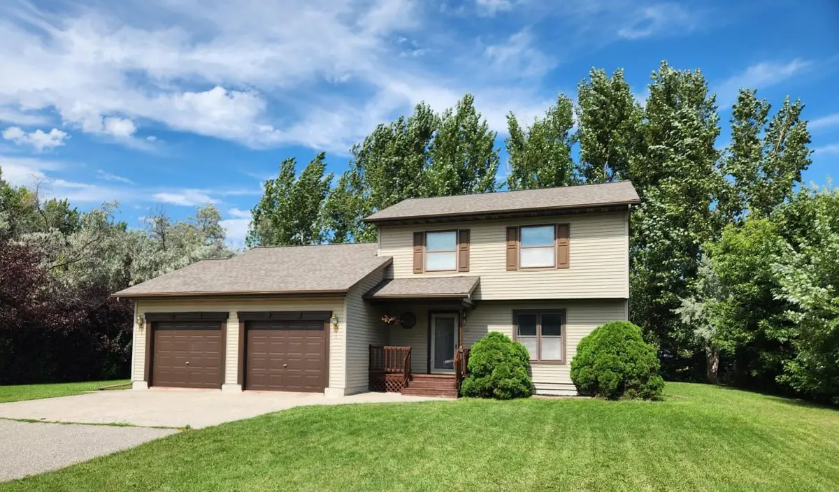 1511 Cartway DR, Thief River Falls, MN 56701