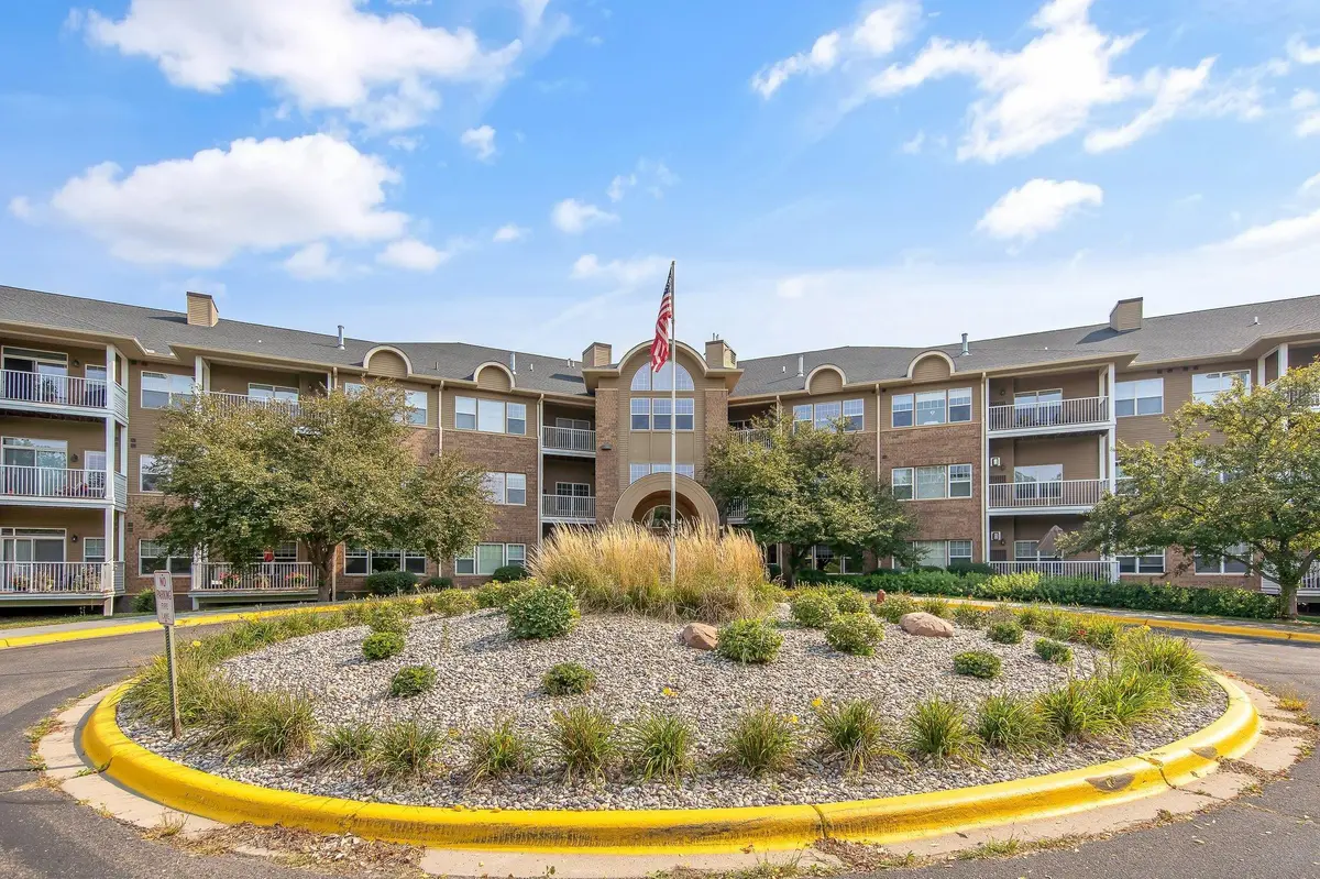 3800 85th AVE N #316, Brooklyn Park, MN 55443