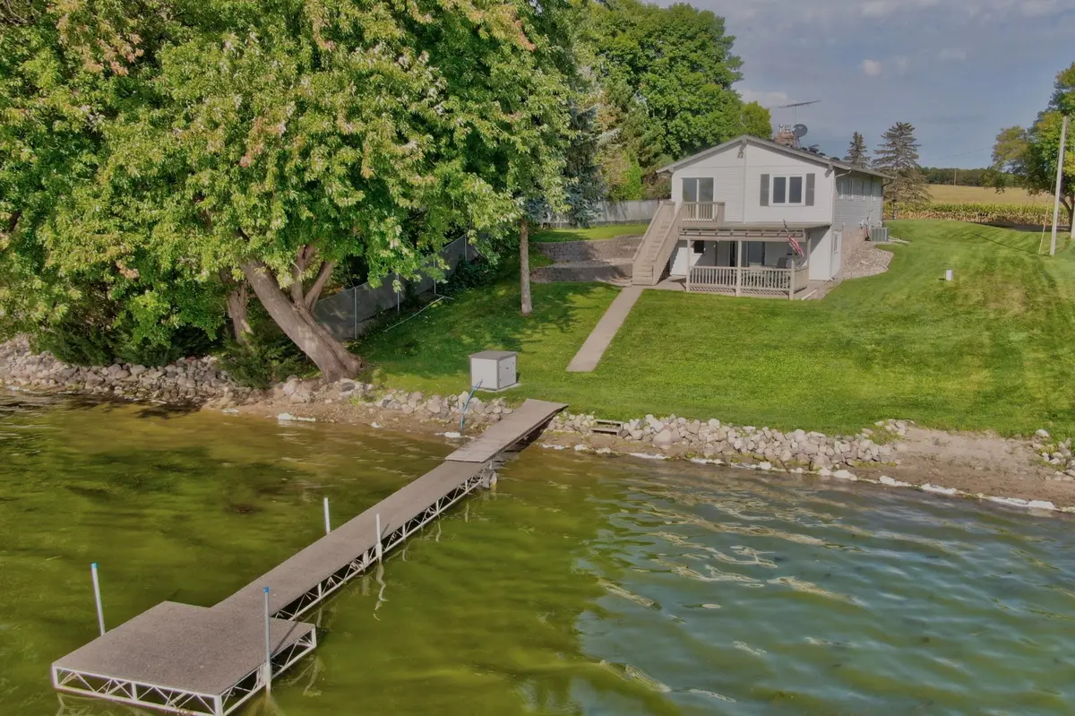 4112 Fillmore AVE NW, Maple Lake, MN 55358