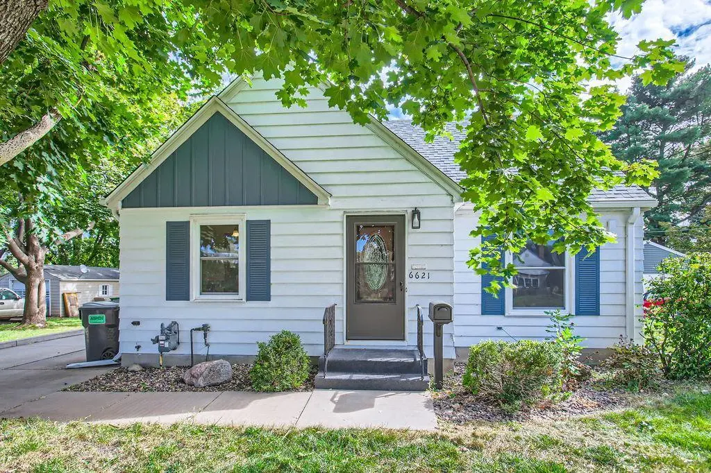 6621 1st AVE S, Richfield, MN 55423