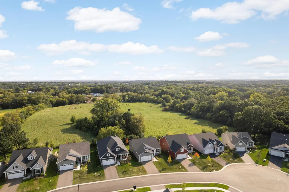 4646 Benjamin PL, Woodbury, MN 55129
