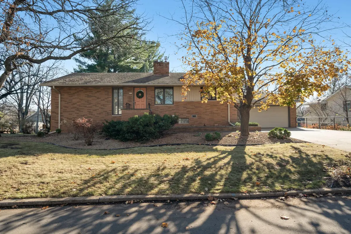 514 Douglas ST, Anoka, MN 55303