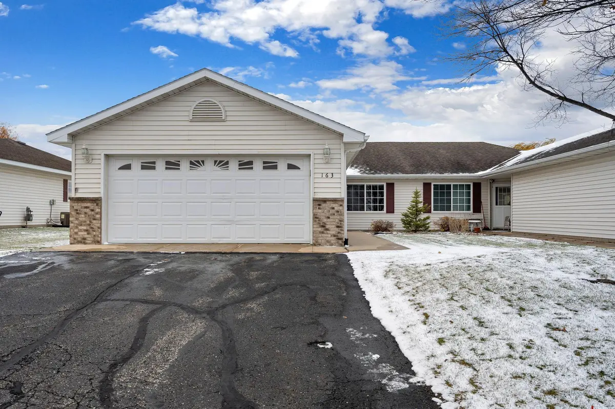 163 Cedar Cove LN, Owatonna, MN 55060