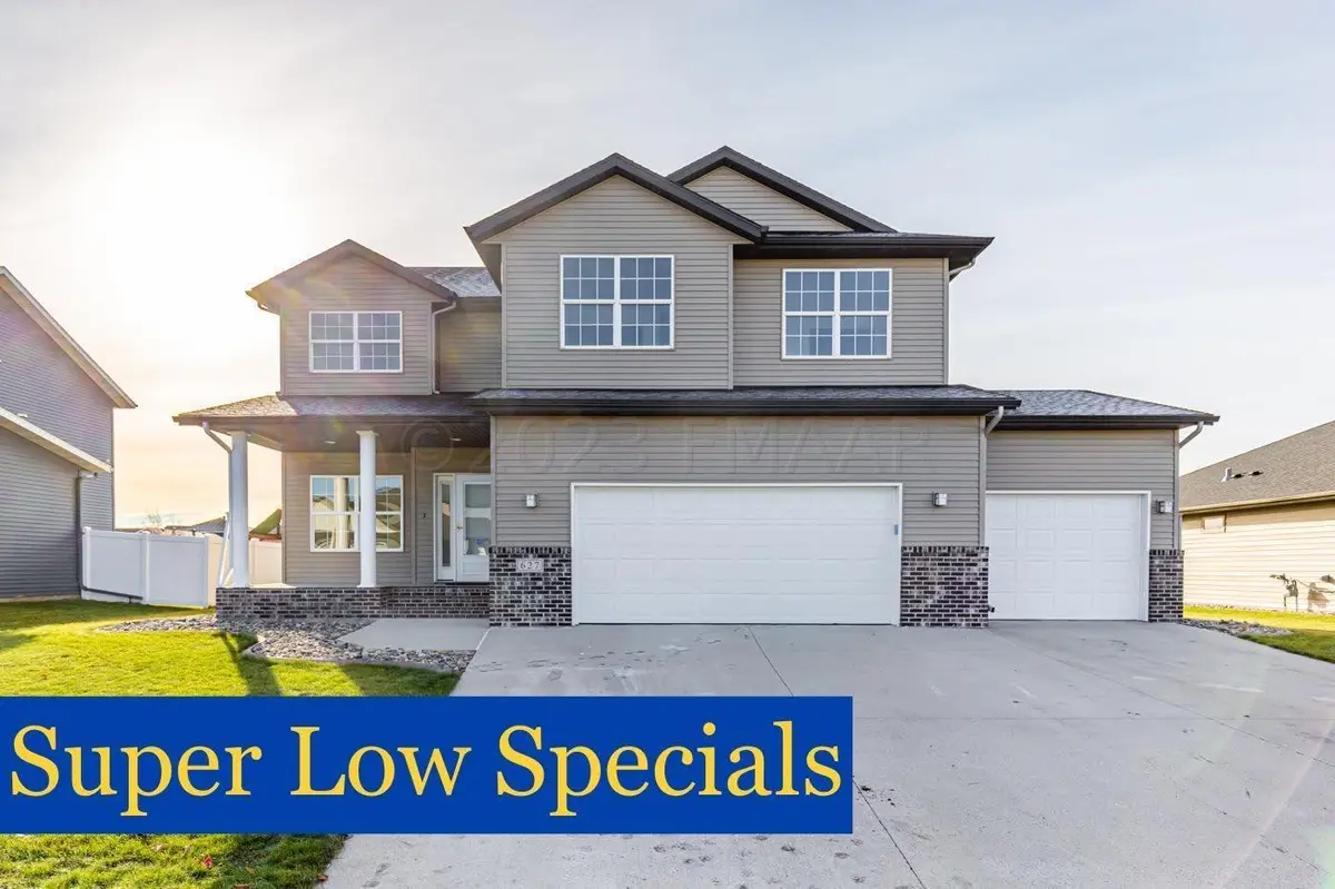 627 29 AVE E, West Fargo, ND 58078