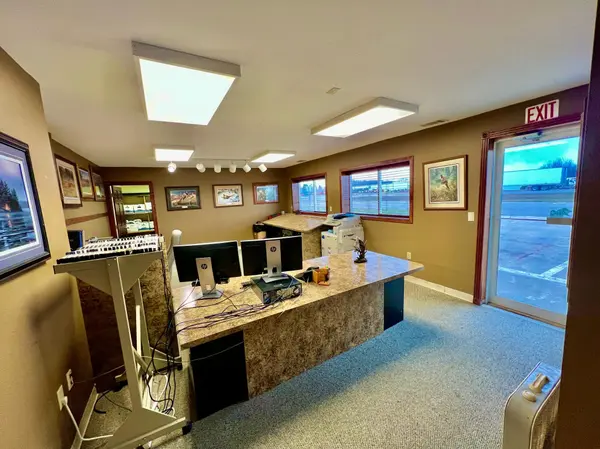 703 Ontario RD, Marshall, MN 56258