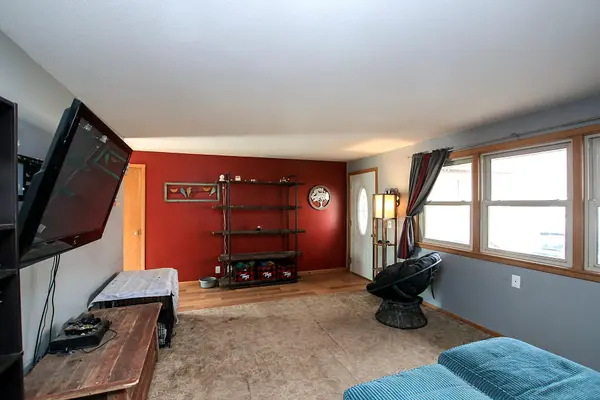 738 Juul RD SW, Hutchinson, MN 55350