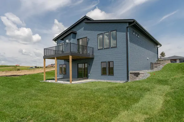 6624 Morgan DR NW, Byron, MN 55920