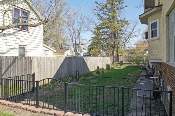 100 2nd ST, Claremont, MN 55924