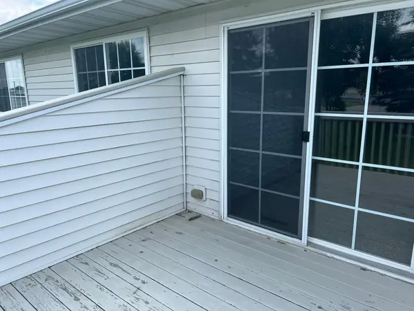 134 Cedar Cove LN NW, Owatonna, MN 55060