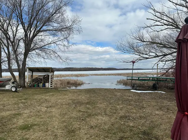 21086 Eagle DR, Leslie Twp, MN 56360