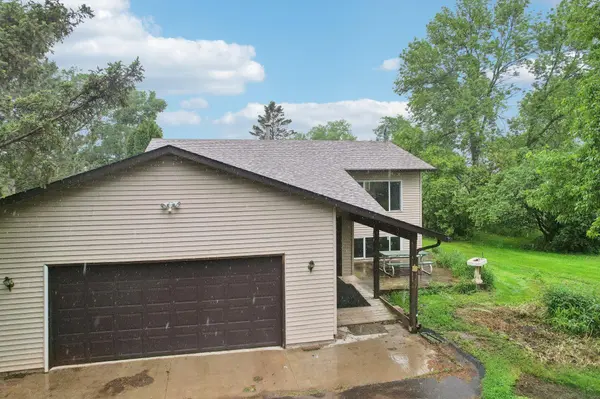37230 Pottery TRL, Amador Twp, MN 55084