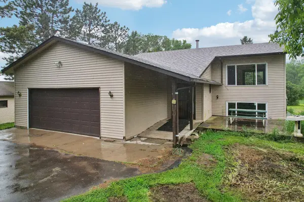37230 Pottery TRL, Amador Twp, MN 55084