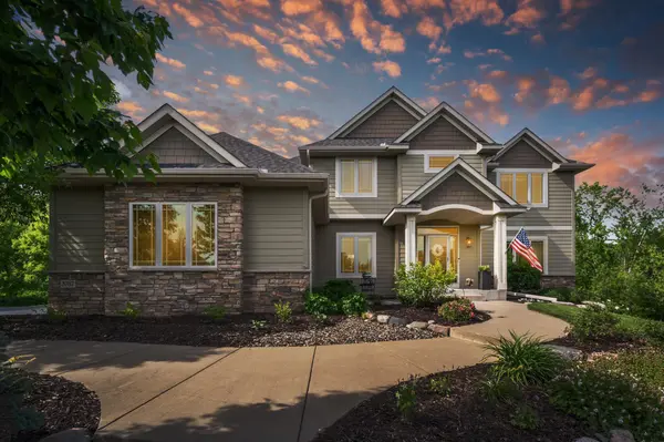 3787 Drumcliffe CT, Rosemount, MN 55068