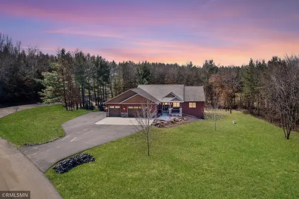 W13383 Golf View DR, Osseo, WI 54758