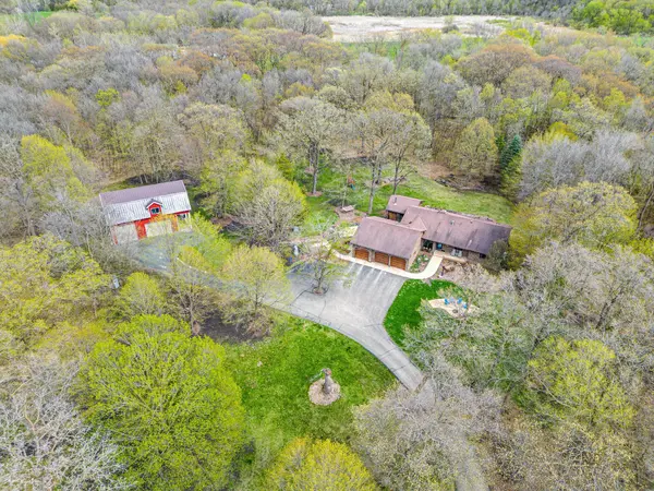 1250 Blair RD, Minnetrista, MN 55364